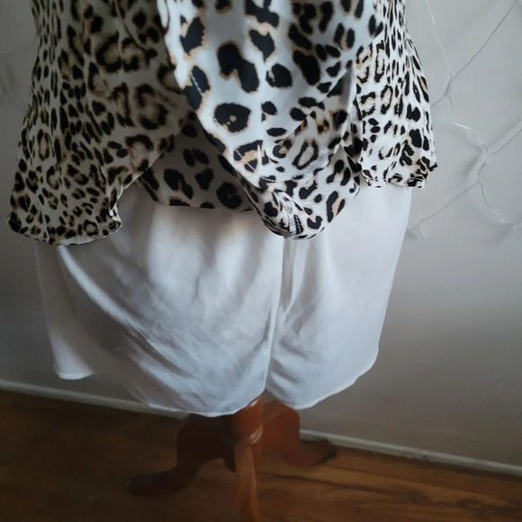 Altar'd State Cheetah Print Mini Skirt / Size Small / Animal - Picture 7 of 8